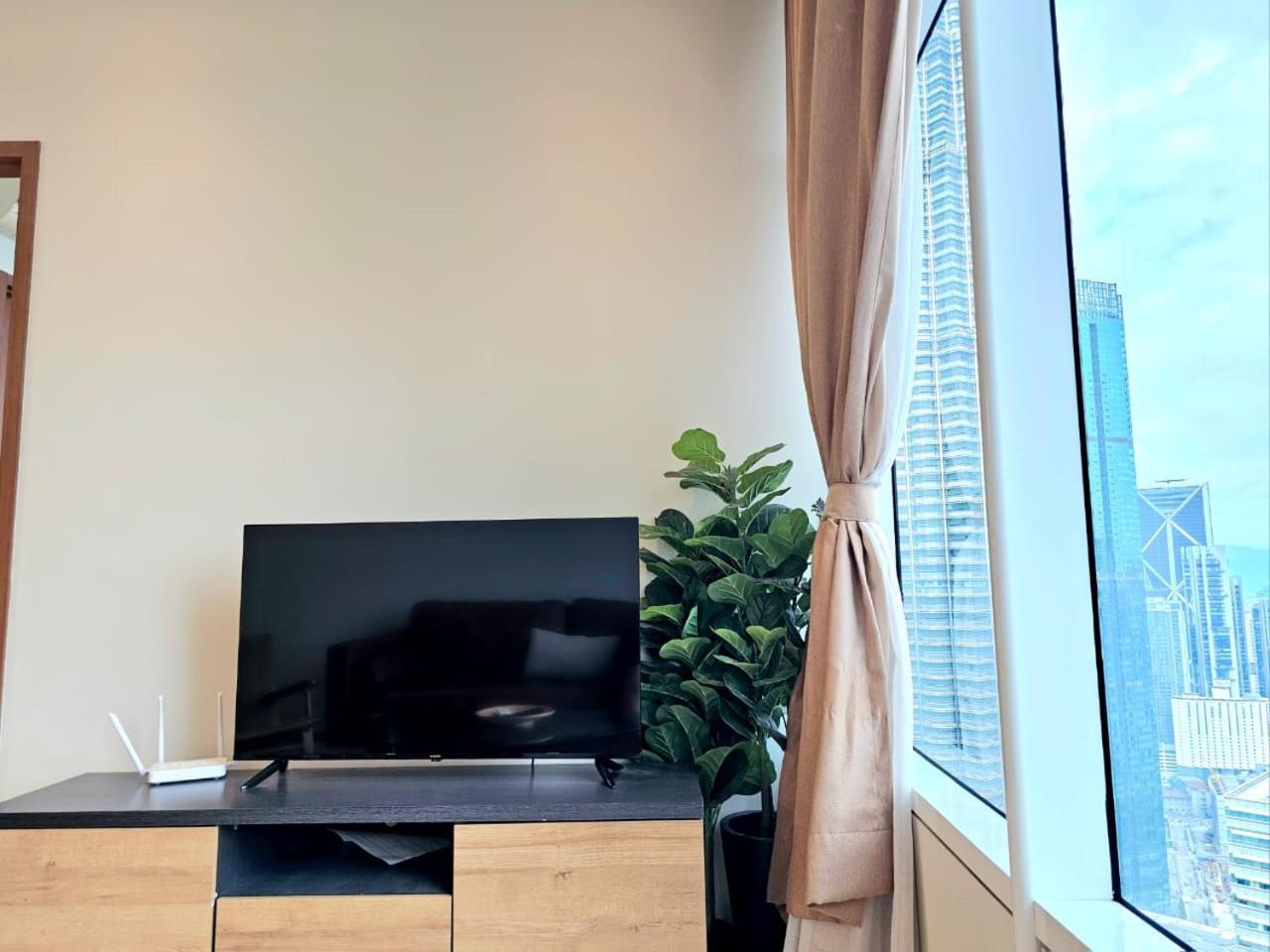 Sky Suites Klcc By Ali Куала Лумпур Екстериор снимка